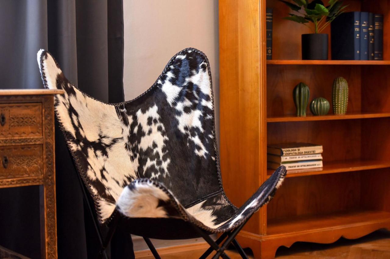 Stylish & Spacious Apartment Near The Old Town - A Touch Of History, A Dash Of Modernity Bukurešť Exteriér fotografie
