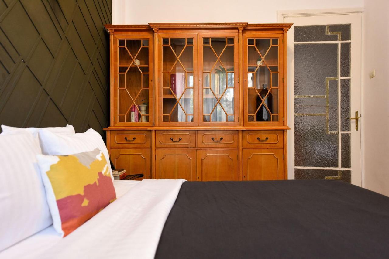 Stylish & Spacious Apartment Near The Old Town - A Touch Of History, A Dash Of Modernity Bukurešť Exteriér fotografie