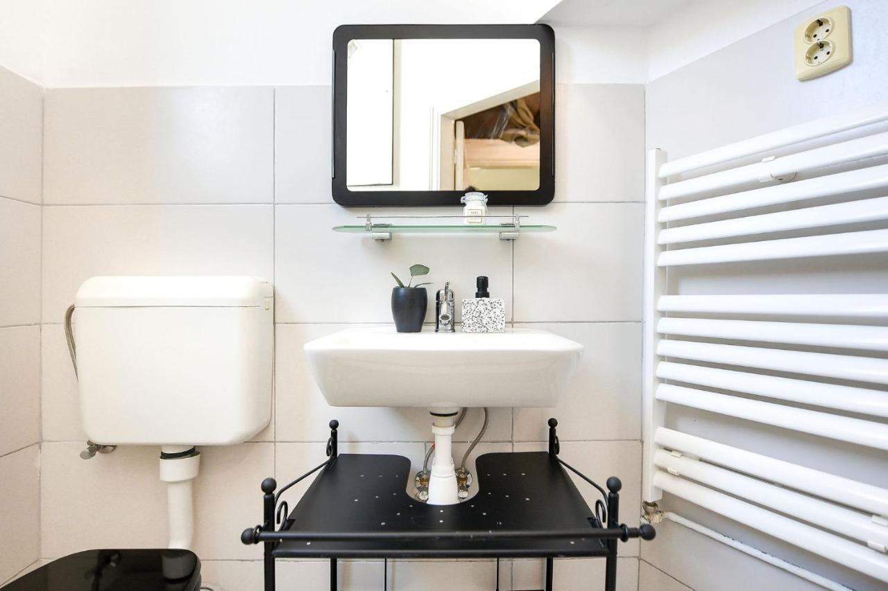 Stylish & Spacious Apartment Near The Old Town - A Touch Of History, A Dash Of Modernity Bukurešť Exteriér fotografie
